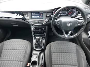 Used Vauxhall Astra 2017 for sale - 79642301: Photo