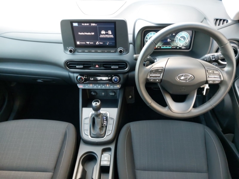 Used Hyundai KONA 2023 for sale - 77108212: Photo 2