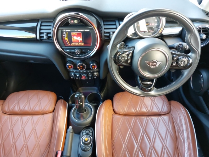 Used MINI Hatch 2019 for sale - 77596150: Photo 2