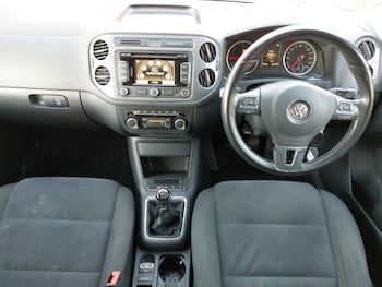Used Volkswagen Tiguan 2014 for sale - 76889469: Photo