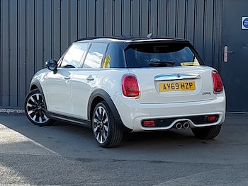 Used MINI Hatch 2019 for sale - 77503405: Photo