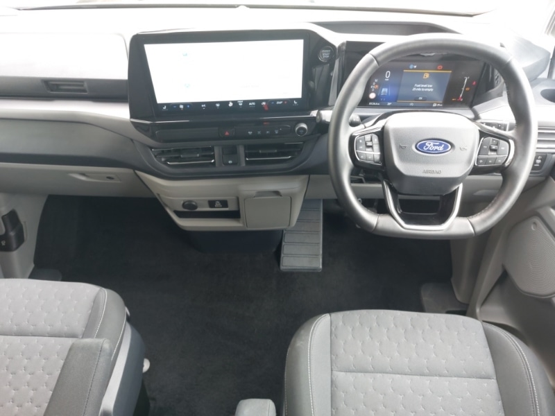 Used Ford Tourneo Custom 2024 for sale - 76897816: Photo 2