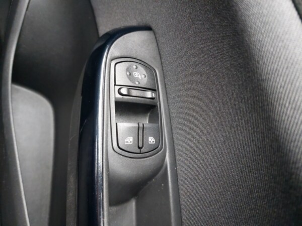 Used Vauxhall Corsa 2019 for sale - 76195756: Photo 17