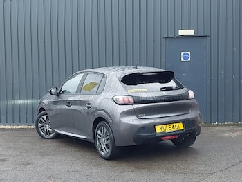 Used Peugeot 208 2022 for sale - 76951533: Photo