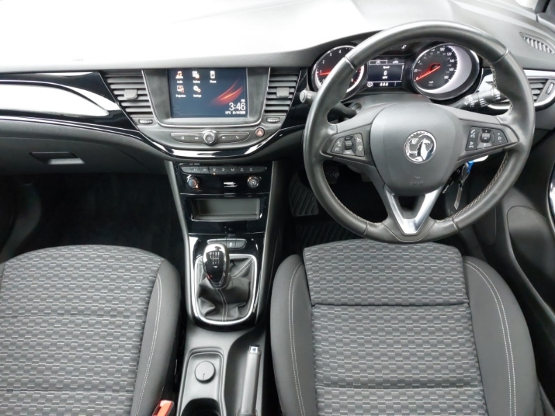 Used Vauxhall Astra 2019 for sale - 76335868: Photo 2