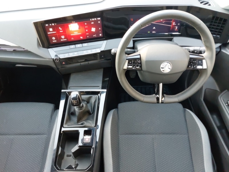 Used Vauxhall Astra 2024 for sale - 77358019: Photo 2