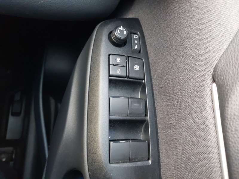 Used Mazda Mazda2 HYBRID 2023 for sale - 77085788: Photo 17