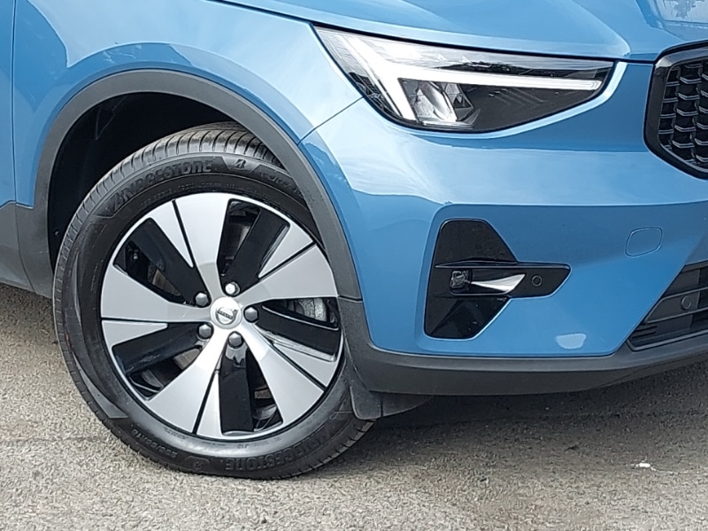 Used Volvo XC40 2023 for sale - 76687815: Photo 9