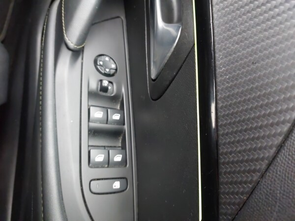 Used Peugeot 208 2022 for sale - 76264940: Photo 17