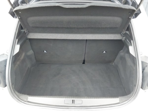 Used Peugeot 208 2022 for sale - 76264940: Photo 8