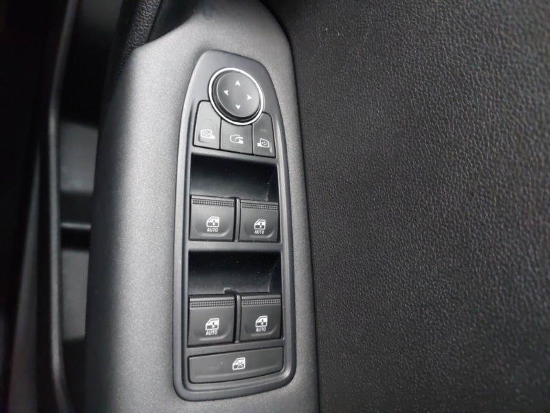 Used Renault Captur 2020 for sale - 76493364: Photo 17