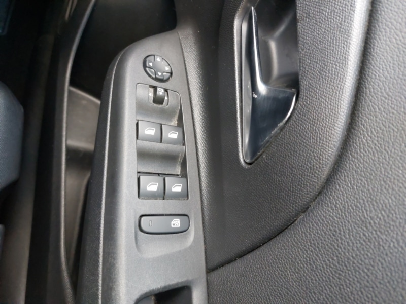 Used Vauxhall Corsa 2022 for sale - 76393223: Photo 17