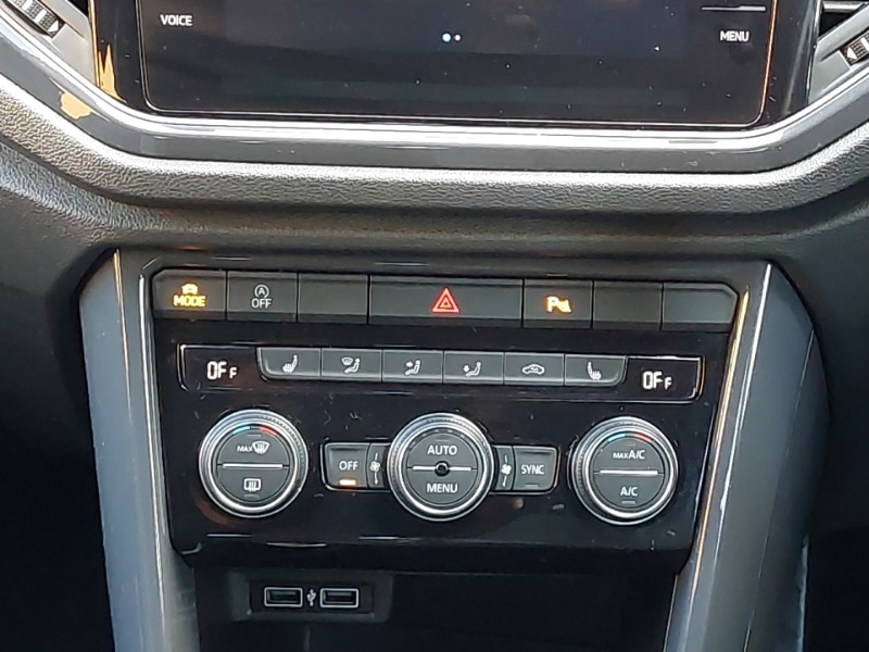Used Volkswagen T-Roc 2019 for sale - 76066669: Photo 15