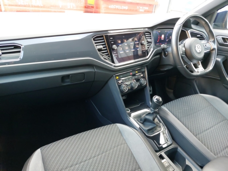 Used Volkswagen T-Roc 2019 for sale - 76066669: Photo 19