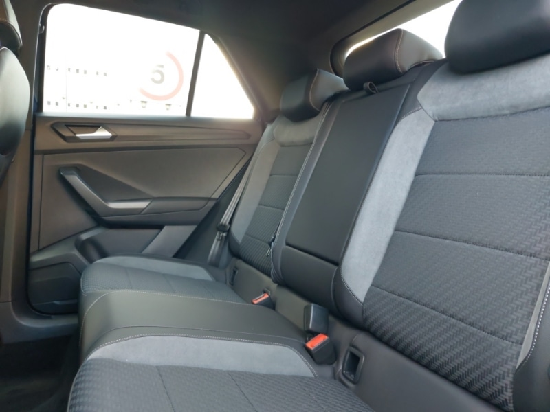 Used Volkswagen T-Roc 2019 for sale - 76066669: Photo 6