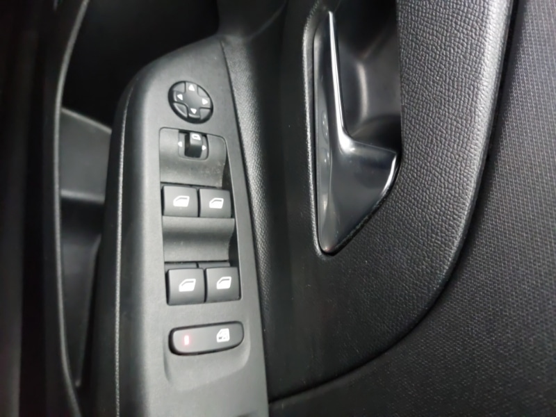 Used Vauxhall Corsa 2023 for sale - 77142091: Photo 17