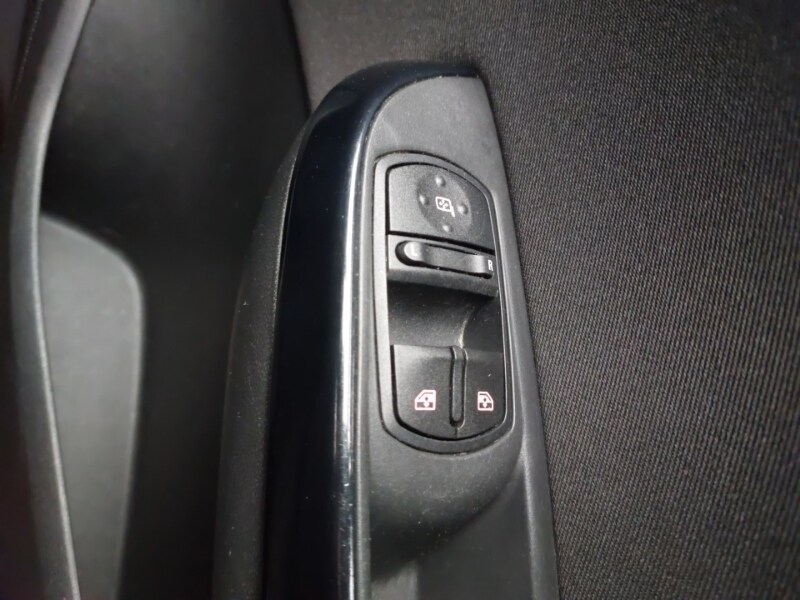 Used Vauxhall Corsa 2018 for sale - 77197495: Photo 17