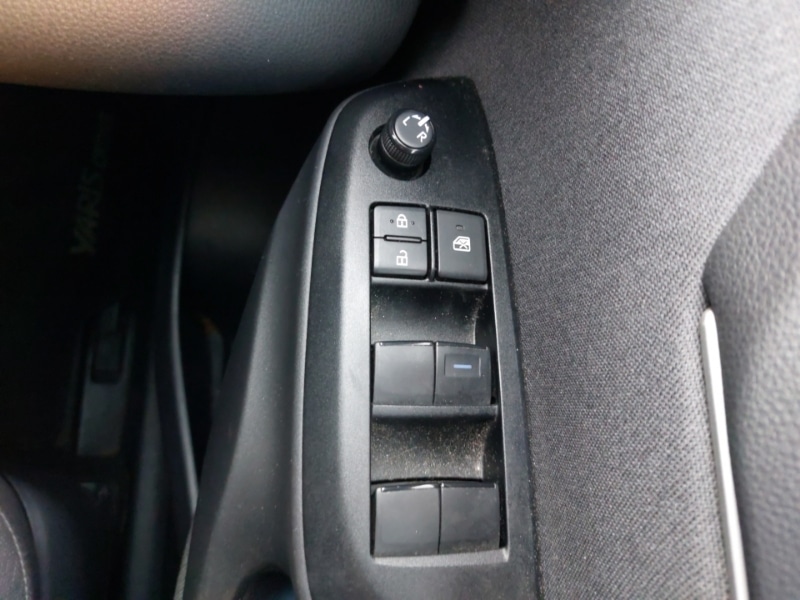 Used Toyota Yaris Cross 2022 for sale - 76602565: Photo 17