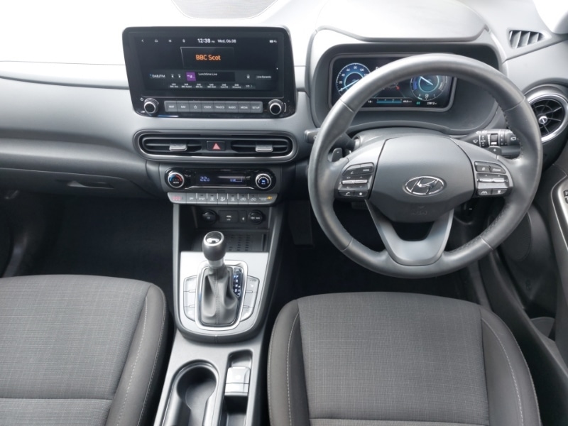 Used Hyundai KONA 2022 for sale - 76375386: Photo 2