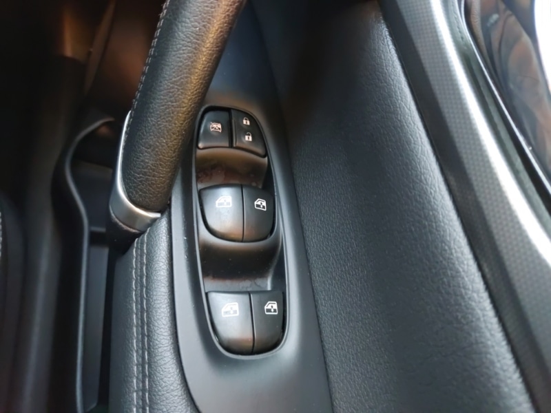 Used Nissan Qashqai 2017 for sale - 76726506: Photo 17