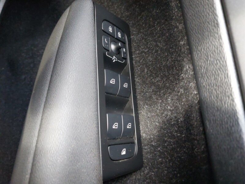 Used Volvo XC40 2020 for sale - 77761522: Photo 17