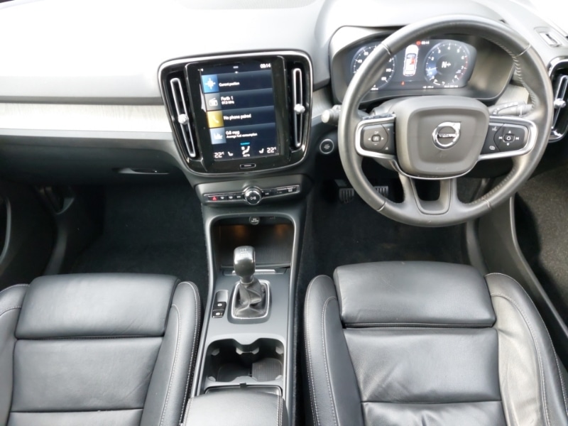 Used Volvo XC40 2020 for sale - 77761522: Photo 2