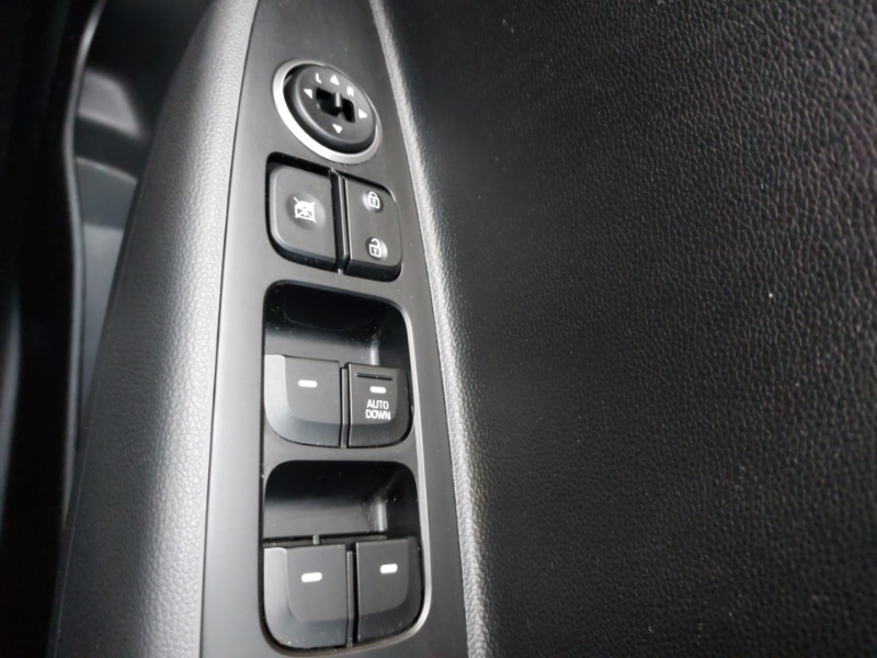 Used Hyundai i10 2019 for sale - 77223879: Photo 16