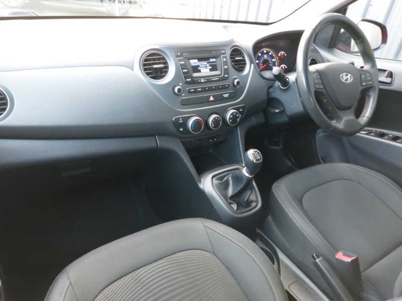 Used Hyundai i10 2019 for sale - 77223879: Photo 17