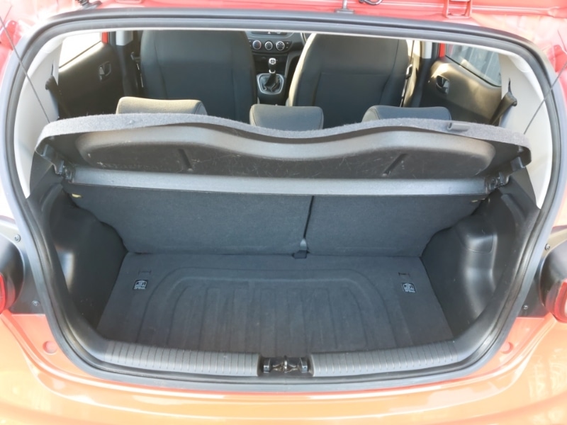 Used Hyundai i10 2019 for sale - 77223879: Photo 8