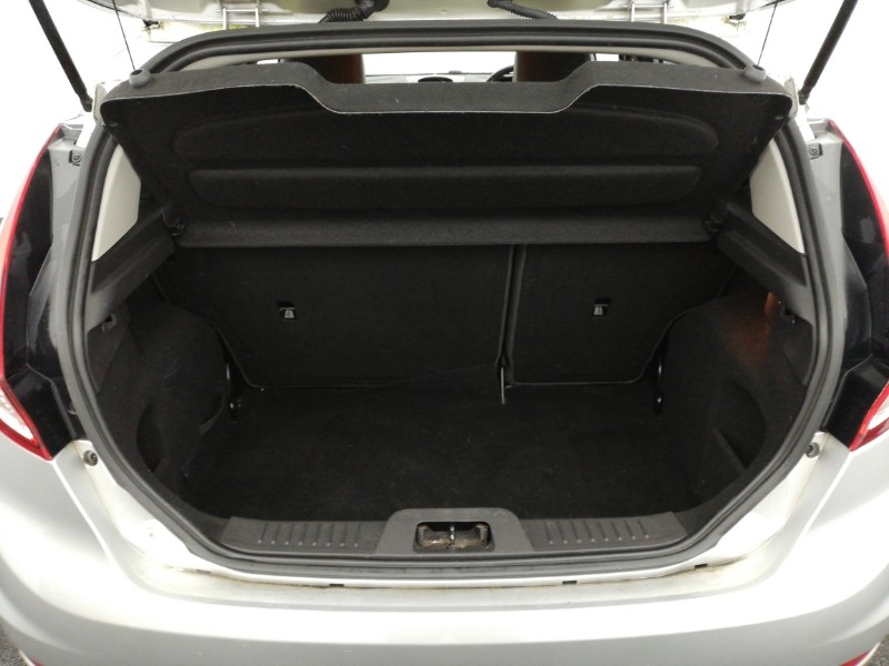 Used Ford Fiesta 2015 for sale - 77956542: Photo 8