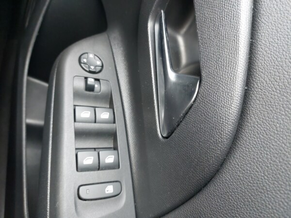 Used Vauxhall Corsa 2022 for sale - 76183354: Photo 17