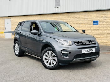 Used Land Rover Discovery Sport 2016 for sale - 79767350: Photo