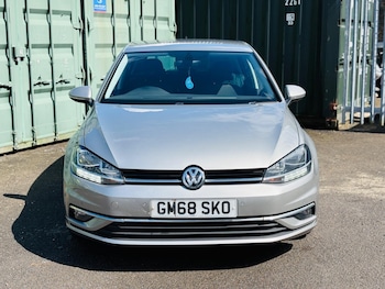Used Volkswagen Golf 2019 for sale - 78612856: Photo