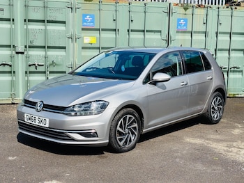 Used Volkswagen Golf 2019 for sale - 78612856: Photo