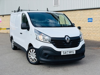 Used Renault Trafic 2017 for sale - 79472280: Photo