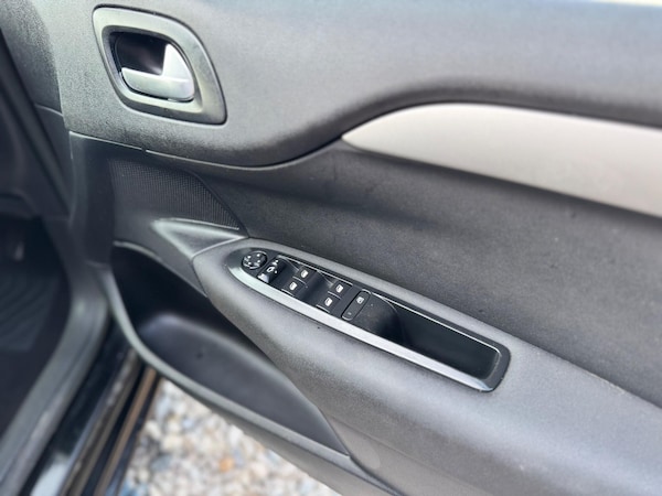 Used Citroen C4 2014 for sale - 75609066: Photo 37
