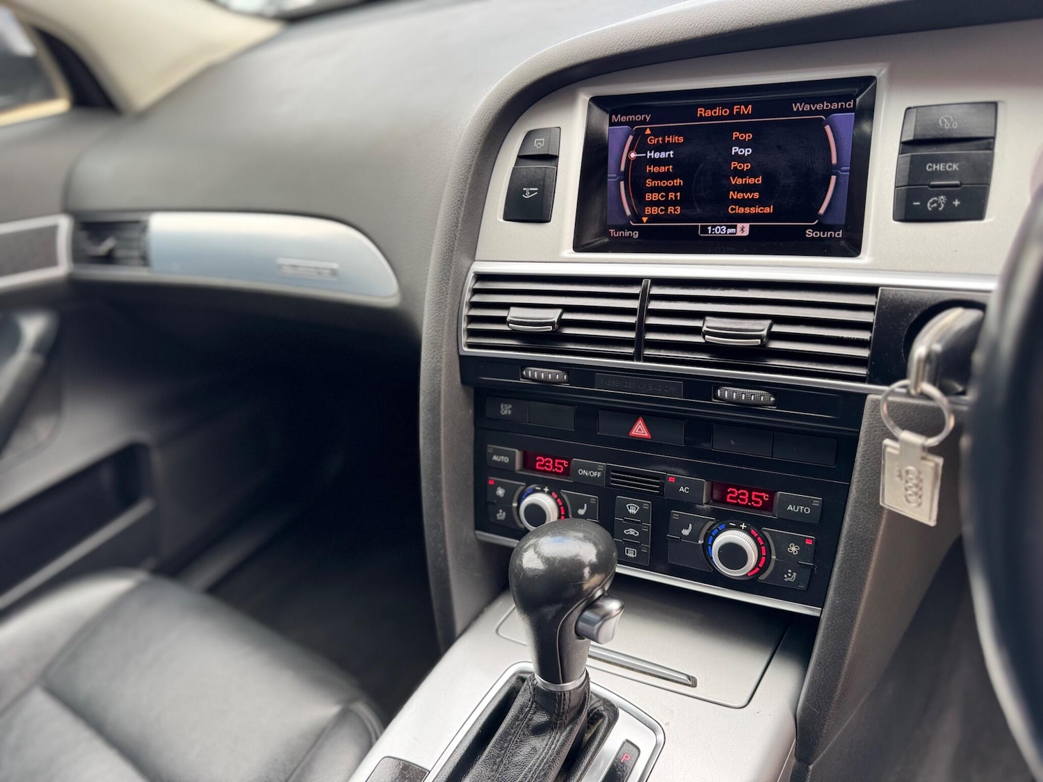 Used Audi A6 Allroad 2010 for sale - 76085386: Photo 28