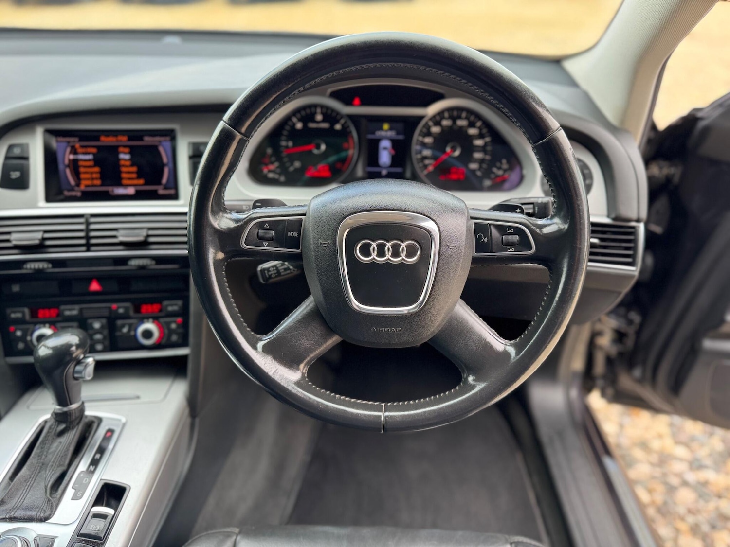 Used Audi A6 Allroad 2010 for sale - 76085386: Photo 29