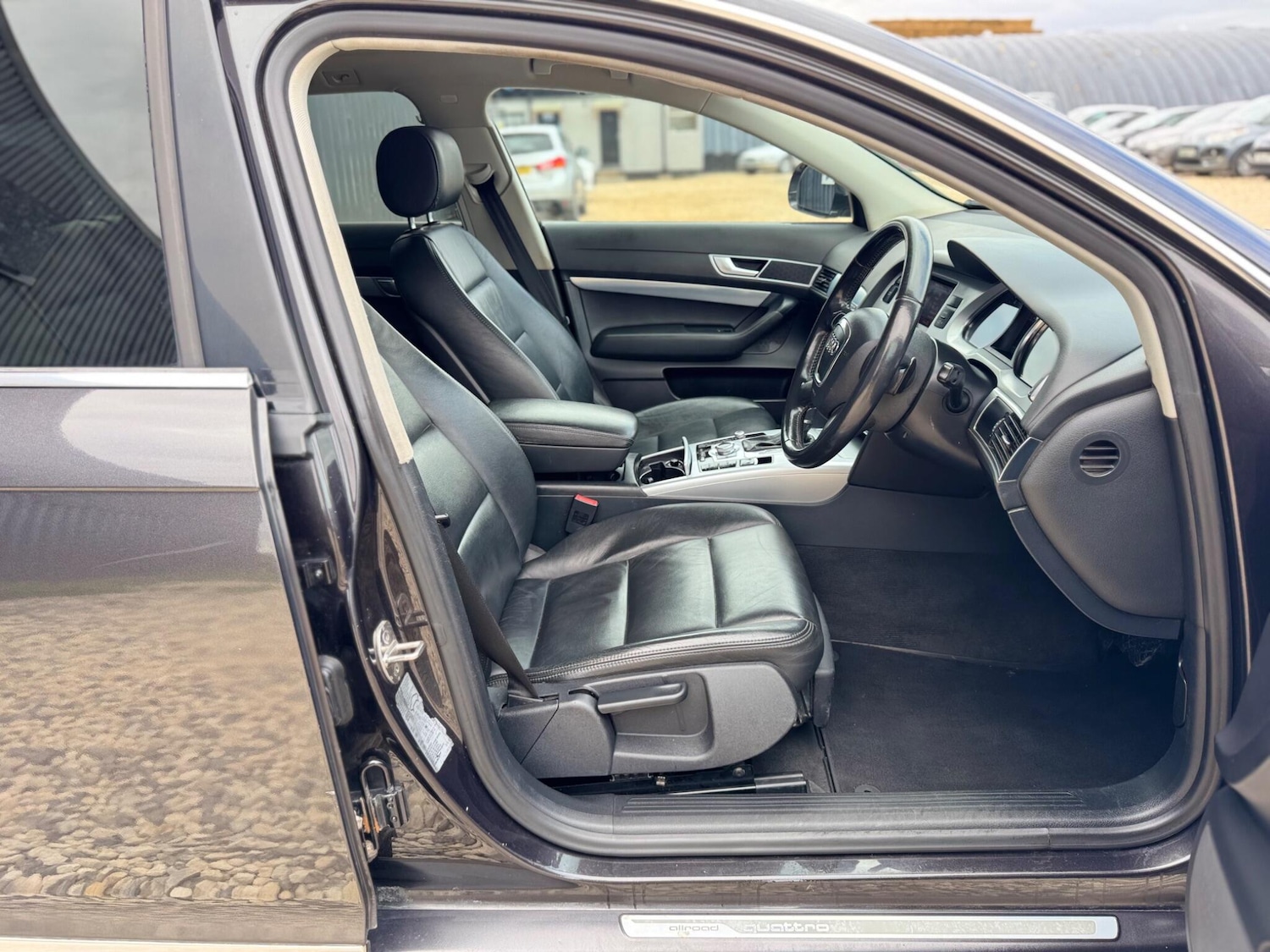 Used Audi A6 Allroad 2010 for sale - 76085386: Photo 30