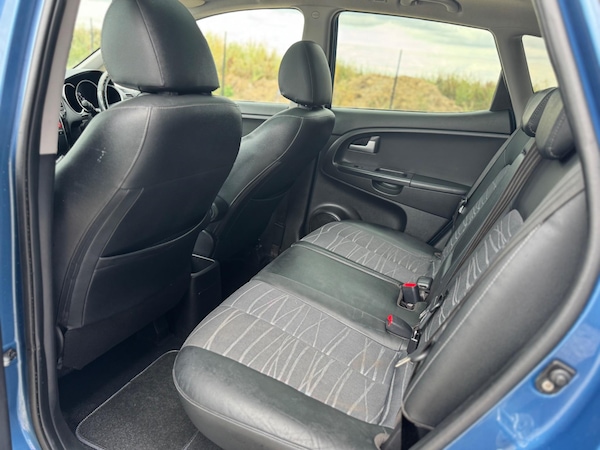 Used Kia Venga 2012 for sale - 74293947: Photo 12
