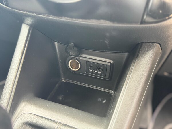 Used Kia Venga 2012 for sale - 74293947: Photo 23