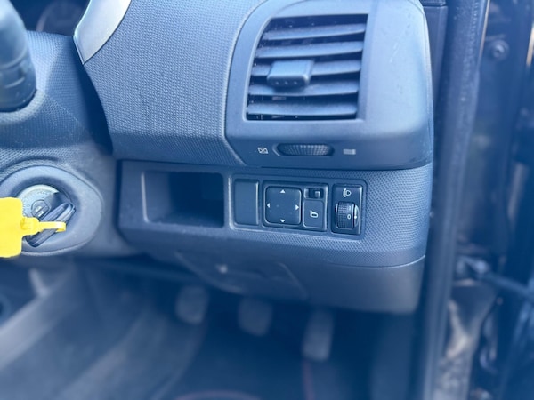 Used Nissan Micra 2010 for sale - 76295367: Photo 35