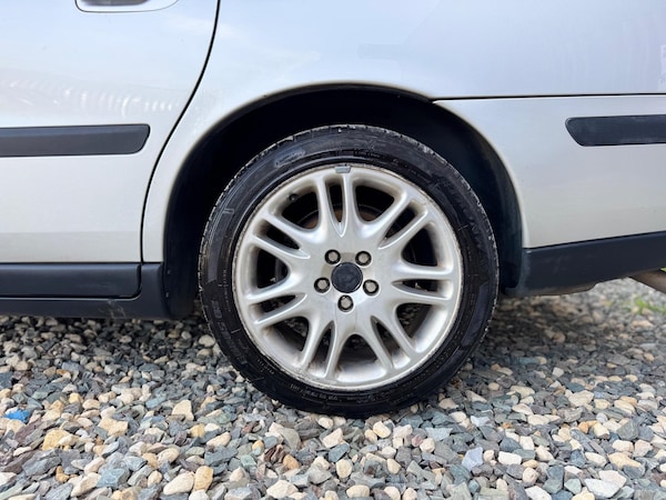 Used Volvo V70 2003 for sale - 76226637: Photo 18
