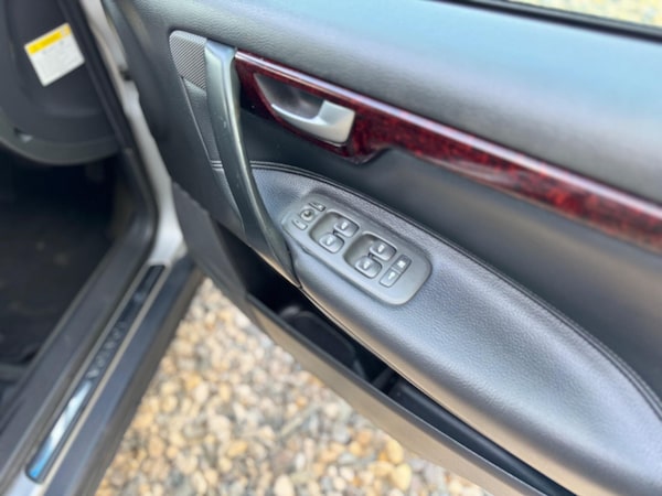 Used Volvo V70 2003 for sale - 76226637: Photo 30