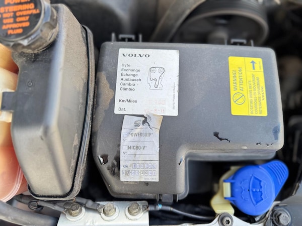 Used Volvo V70 2003 for sale - 76226637: Photo 37