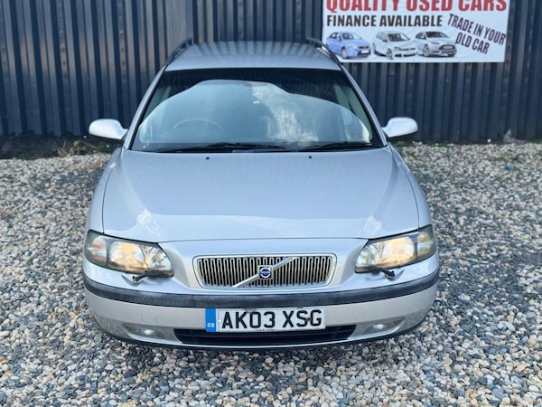 Used Volvo V70 2003 for sale - 76226637: Photo 4