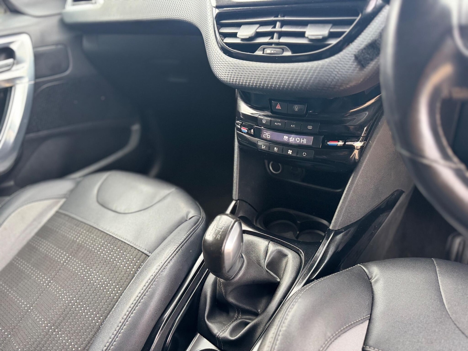 Used Peugeot 2008 2015 for sale - 76360022: Photo 34