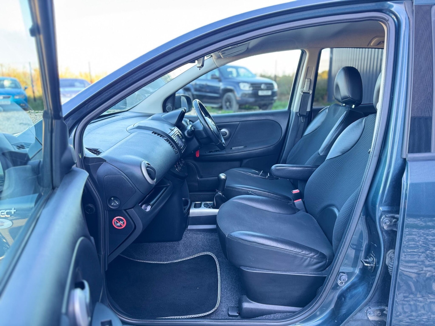 Used Nissan Note 2012 for sale - 76072343: Photo 13