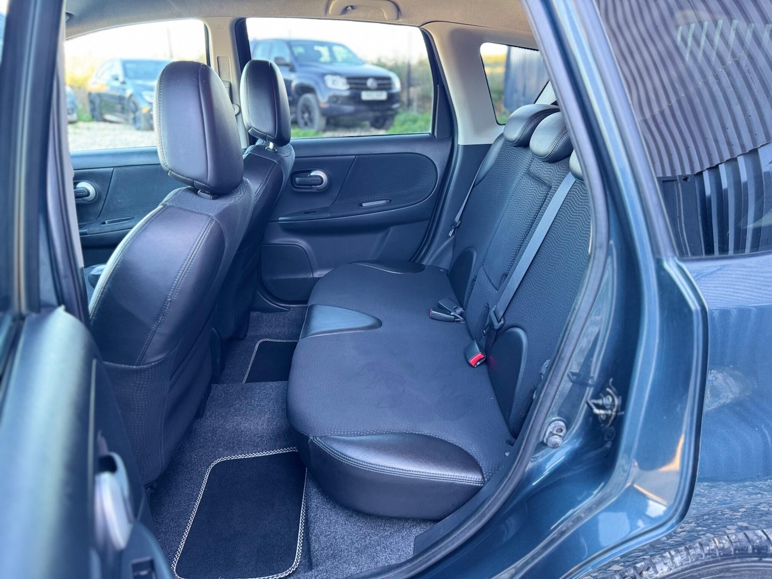 Used Nissan Note 2012 for sale - 76072343: Photo 19