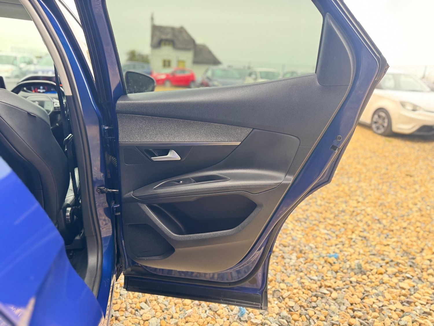 Used Peugeot 3008 2019 for sale - 76424439: Photo 21